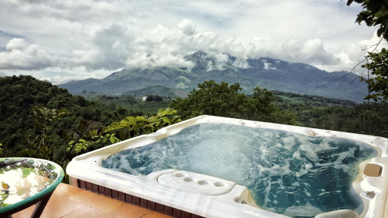 The Windflower Resort & Spa, Vythiri Wayanad Eksteriør bilde